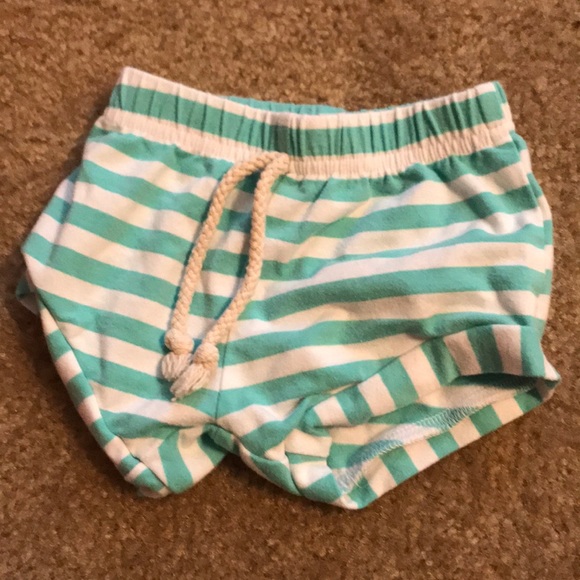 “One” Set - Picture 2 of 3